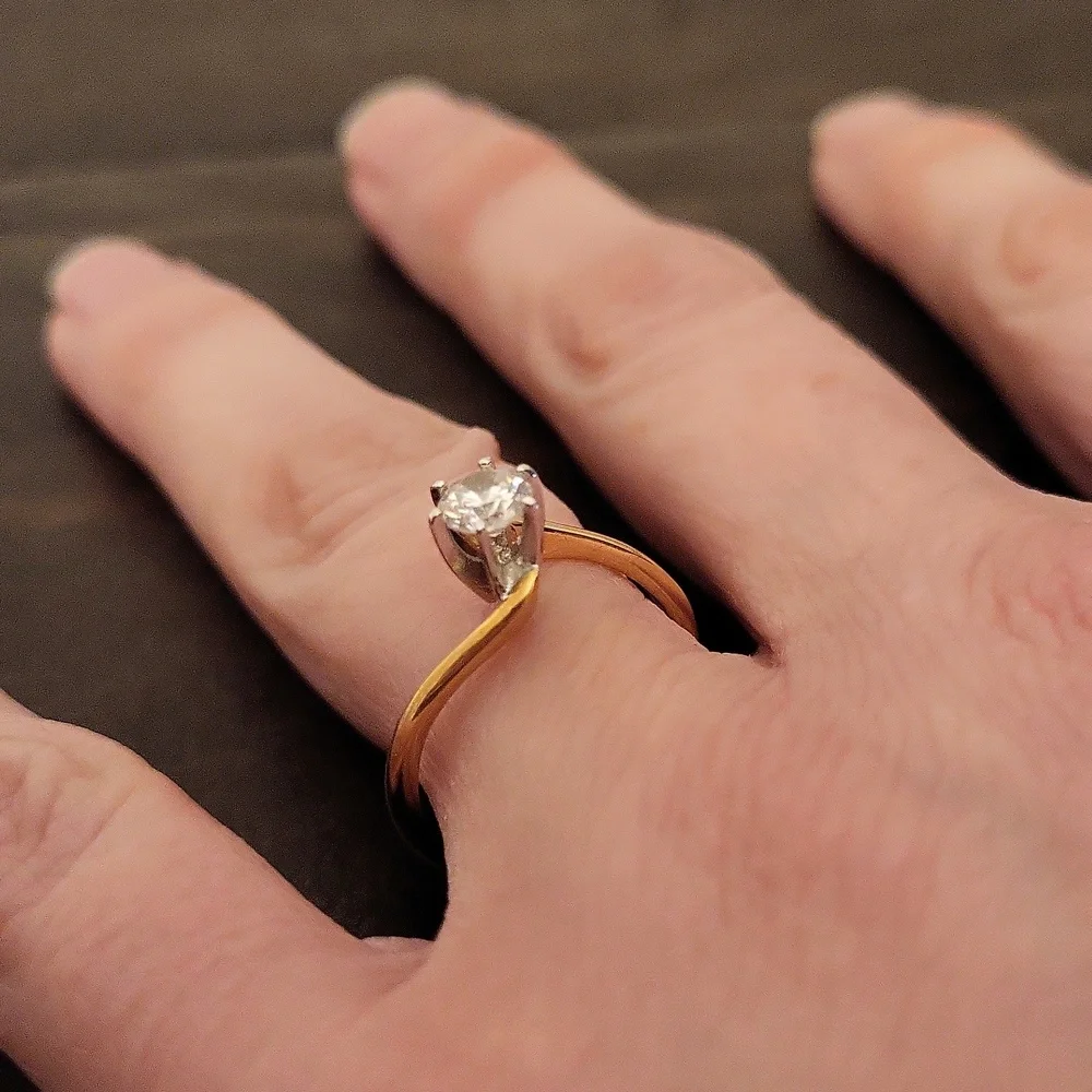 Vintage 18k Gold Plated Solitare CZ Ring